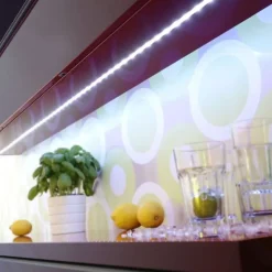 LED-Stripes, 10m Länge, Fernbedienungdimmbar, RGB+W, Klebefolie